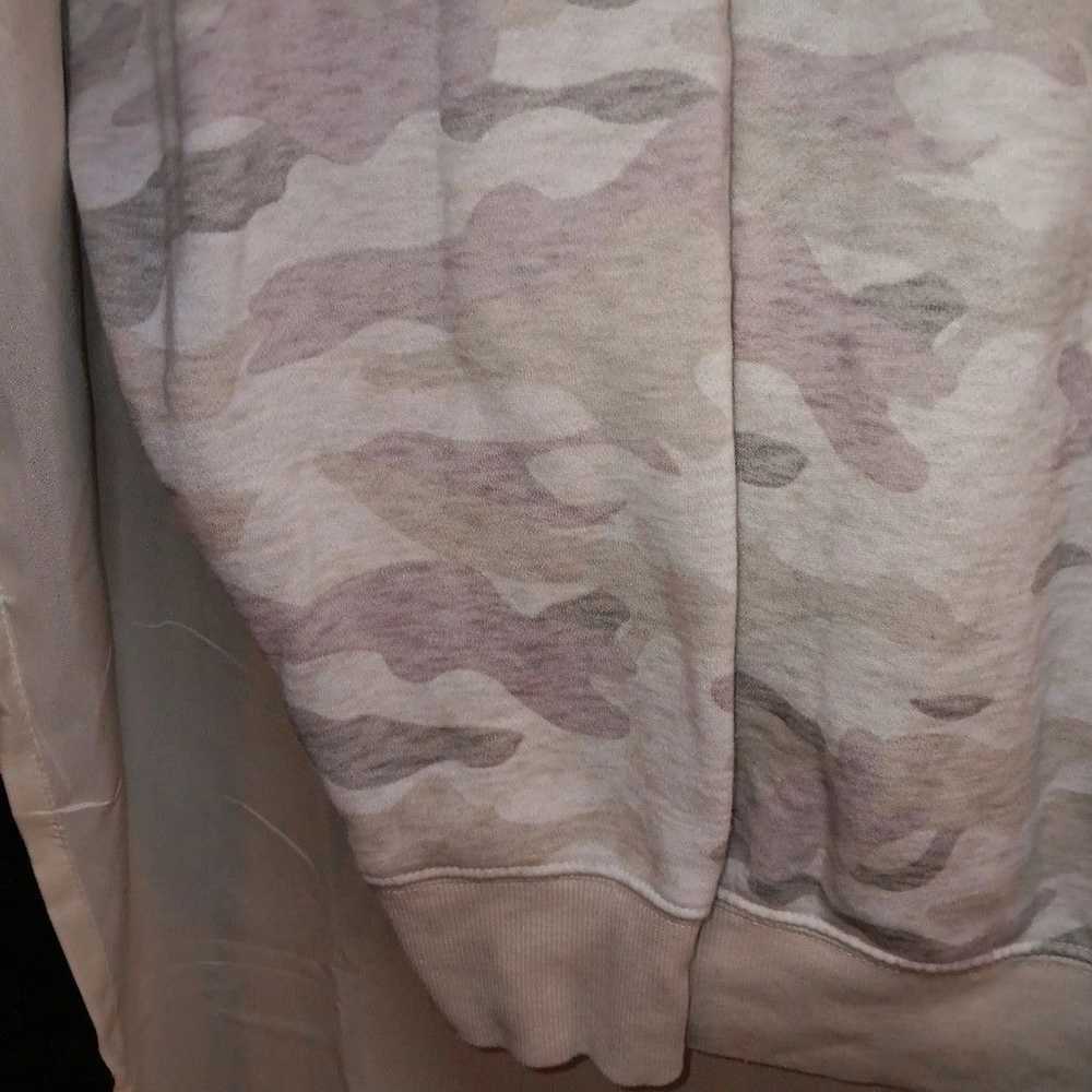 Other Source unknown ,camo sweatshirt, womens XL,… - image 5