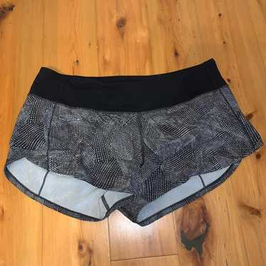 Women’s 2.5” Lululemon Speed Up Shorts