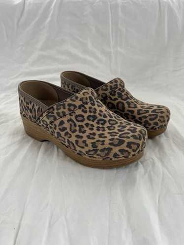 womens dansko clogs size 37  leopard print