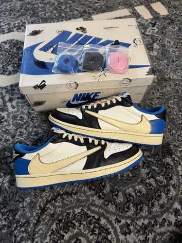 Size 9 - Jordan 1 Retro x Fragment Design x Travis