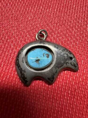 Navajo zuni bear pendant - Gem