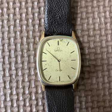 Omega devil round quartz - Gem