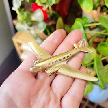 航空機・ヘリコプター ANTIQUES VINTAGE OLD BROOCH AIRCRAFT WW2 WW2 Silver Fighter Aircraft Sweetheart Brooch – Butter Lane