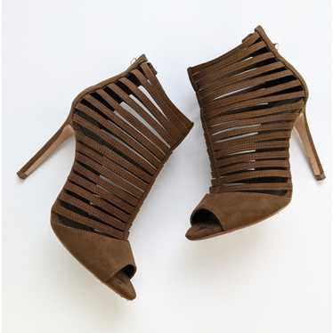 ★ZARA★ HIGH-HEEL STRAPPY SANDALS Zara High Heel Strappy Sandals in Orange — UFO No More