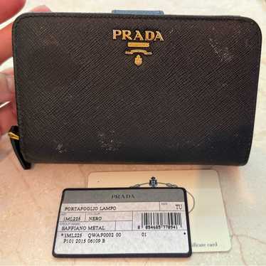 小物 PRADA PORTAFOGLIO LAMPO Prada Black Saffiano Metal Leather Lampo Wallet 1M1225