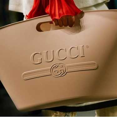 【GUCCI】Punching Monogram Rubber Square Tote Bag Camelia s-l1200.jpg