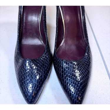 Stuart Weitzman Navy Python Print Pointed Toe Pum… - image 1