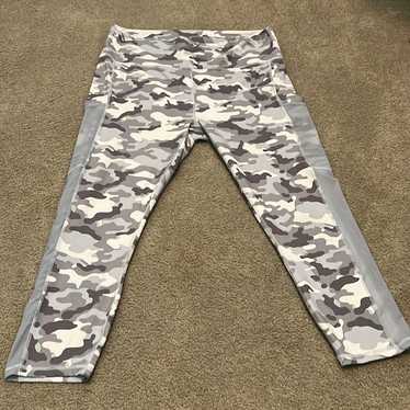 Fabletics Powerhold Leggings