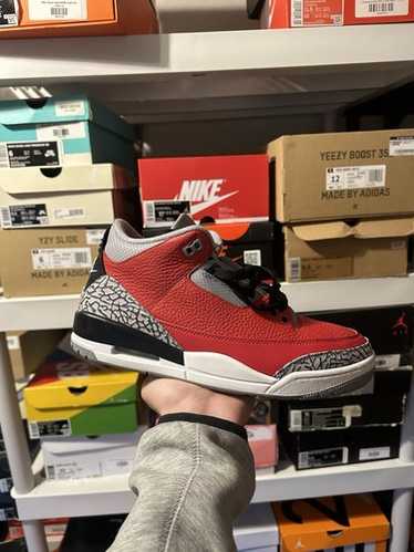 Size 10 - Jordan 3 Retro SE Mid Unite Lightly Used