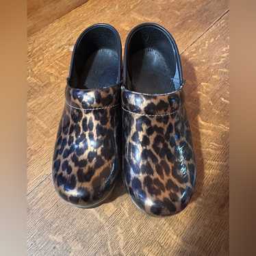 Dansko patent leopard print clogs size 38