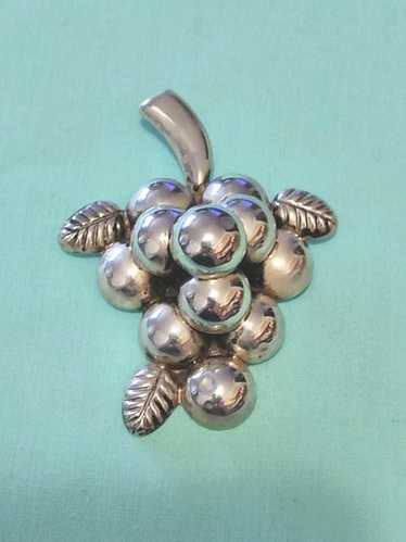 Sterling Silver 925 Puffy Grape Cluster Mexico Bro