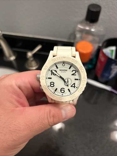 Nixon watch the rubber - Gem