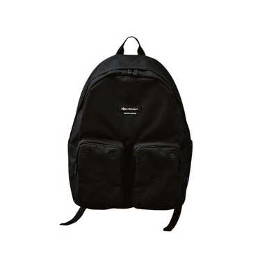 バッグ coller newjeans BACKPACK(M) Shade Black NewJeans x Hiroshi Fujiwara COLLER BACKPACK – LINE FRIENDS