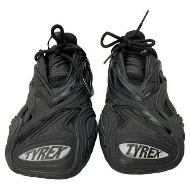 ジャケット・アウター BALENCIAGA TYREX SNEAKER 43 BALENCIAGA(バレンシアガ) TYREX SNEAKERスニーカー617517