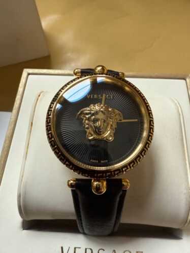 Gianni versace medusa watch - Gem