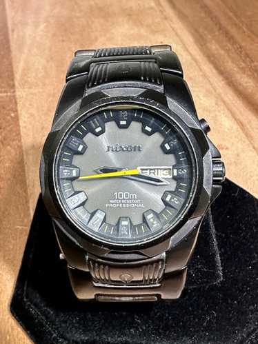 ☆希少カラー☆NIXON SUPER ROVER Nixon Super Rover SS Watch - Black