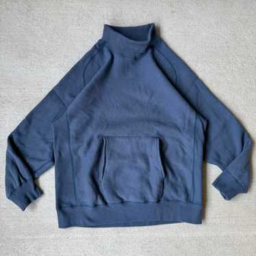 Still by hand navy - Gem