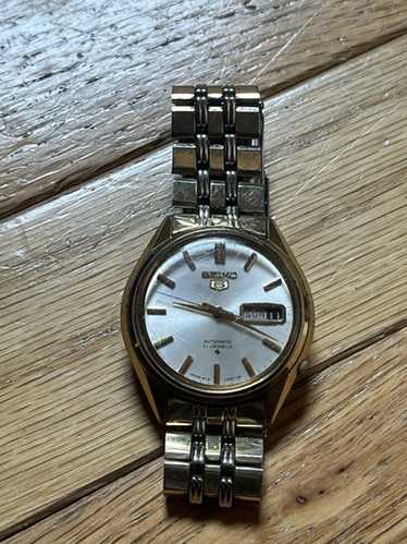セイコー5 オートマチック21 JEWELS Seiko 5 Automatic White Dial 21 Jewels 35mm 7s26 02v0 Japan