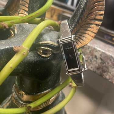 Gucci silver bangle watch - Gem
