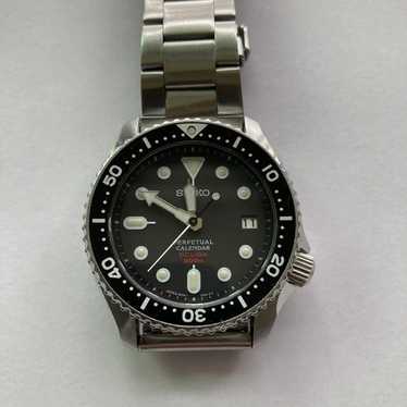Seiko perpetual 8f35-0020 date - Gem