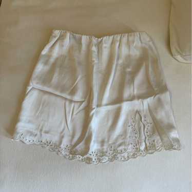 Aritzia White Lace Trimmed Skirt - image 1