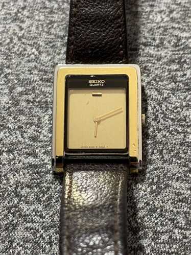 A17 希少 稼動品 SEIKO quartz スクエア型 70年代ヴィンテージ A207 希少 稼動品 SEIKO スクエア型 90年代ヴィンテージ - メルカリ