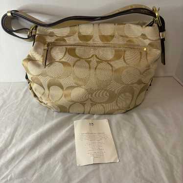 バッグ Coach Signature Soho Bag Champagne Gold COACH SOHO Signature Jacquard Contrast Trim Shoulder Bag