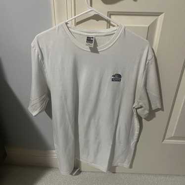 Supreme × The North Face Bandana Tee L Buy Supreme x The North Face Bandana Tee 'Black' - SS22KN4