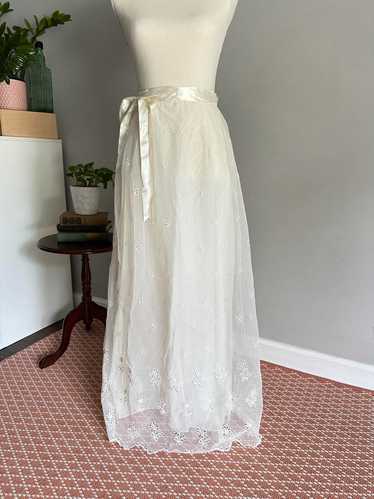 Women's Skirt - White/Cream - S – Stunning lace e… - image 1