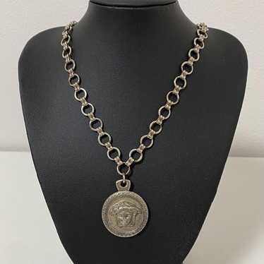 【ヴィンテージ】Gianni Versace ネックレス 楽天市場】VERSACE ヴェルサーチ ヴィンテージ メデューサ