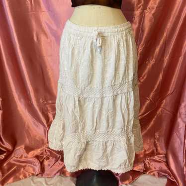 Women's Skirt - White - M – White tiered lace mid… - image 1
