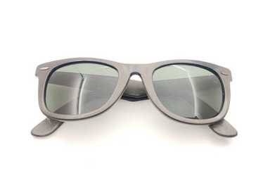 小物 Vintage Wayfarer Ray-Ban Bausch & Lomb Vintage Sunglasses Ray Ban Wayfarer II Authentic and Rare