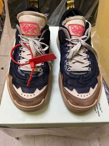 【Off White】ODSY 1000 SPECIAL GOLD GOLD ★関税送料込み Off-White Odsy 1000(オフホワイト) スニーカー(メンズ) - 海外