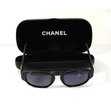 Authentic CHANEL sunglasses vintage matelasse coco and good