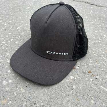 Vintage 00s oakley cap - Gem