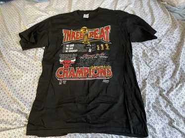 ウェア NBA 3PEAT CHAMPS T-SHIRTS CHICAGO BULLS Vintage CHICAGO BULLS Salem 1993 3peat world champs comic t
