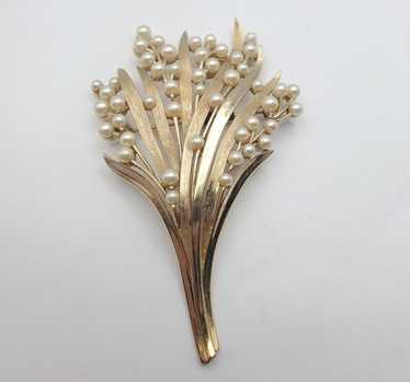 Crown trifari lily of - Gem