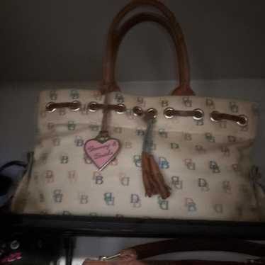 Dooney bourke cream - Gem