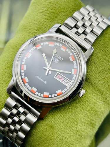 楽天市場】セイコー SEIKO ワイアード WIRED 腕時計 5Y66-0AV0