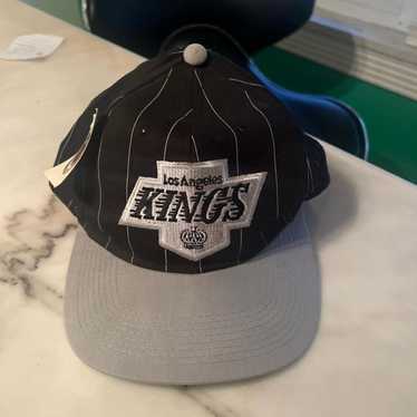 Vintage Starter Los Angeles Kings Motion Twill Snapback 90's