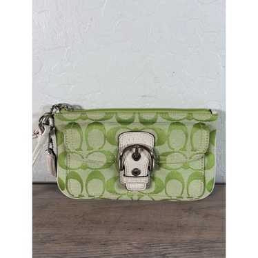 Vintage lime coach - Gem