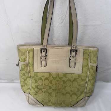 Vintage lime coach - Gem