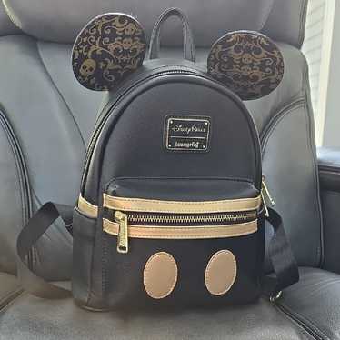Disney parks loungefly pirates - Gem