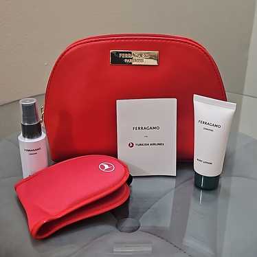 FERRAGAMO 122303771468001 関税送料込 楽天市場】フェラガモ FERRAGAMO 2つ折り財布 小銭入れ付き