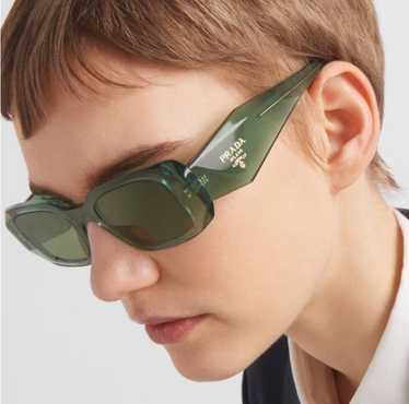 PRADA SPR17W-F 2AU-8C1 スクエア シェイプ サングラス Polarized Brown Lenses Sunglasses with Prada logo | PRADA