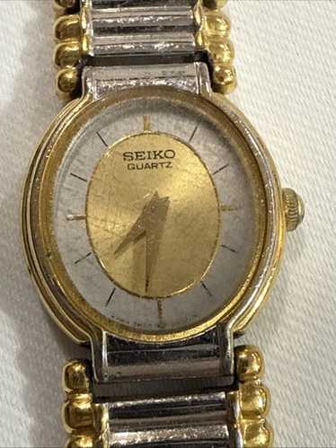 SEIKO 5Y37-6000 クォーツ　ゴールドベゼル　アンティーク　不動 New Old Stock Seiko 5Y81-6000 quartz Dress vintage watch for