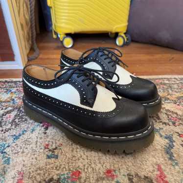 Dr. Martens 3989 Brogue Casual Shoe - Black / White | Journeys
