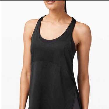 lululemon - 新品タグ付き　ルルレモン　twist around tank ２ Lululemon Twist Around 2-in-1 Tank - Black / Black - lulu