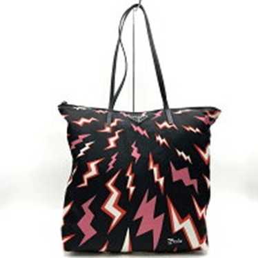 Prada by studio - Gem