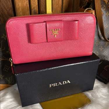 PRADA プラダ 長財布　ベージュ　ピンクベージュ　美品 プラダ PRADA 長財布 ピンクベージュ
